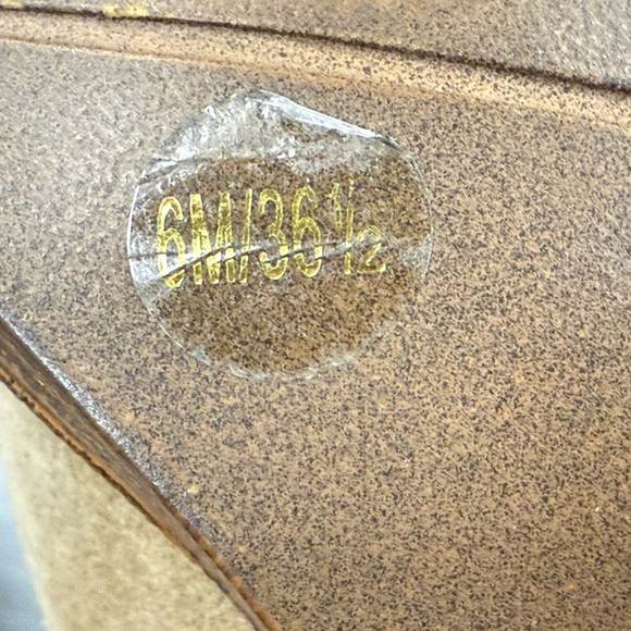 Vince Camuto suede zip up ankle boots tan/beige booties heeled shoes Size 6M - Picture 15 of 15